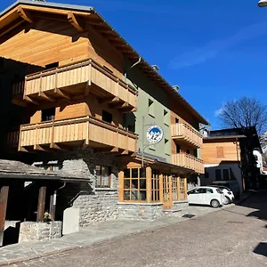2* Hotel K2
